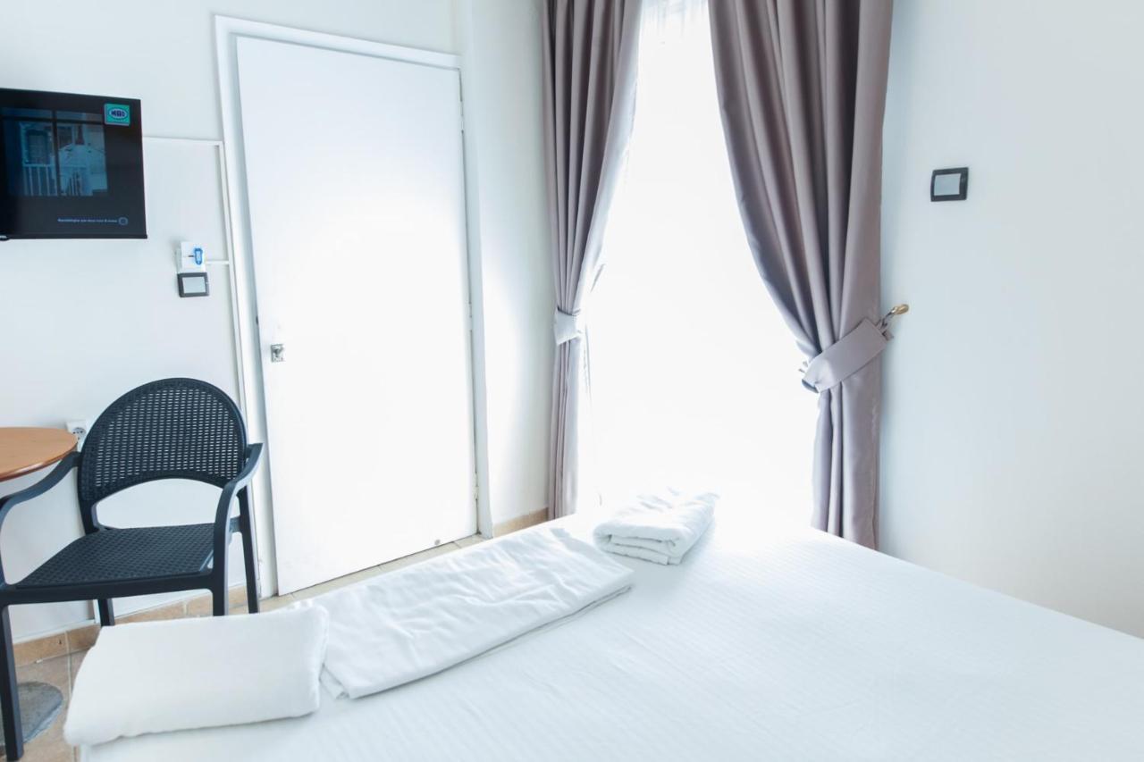 Silver Hotel Athens Double Room With Balcony Bagian luar foto
