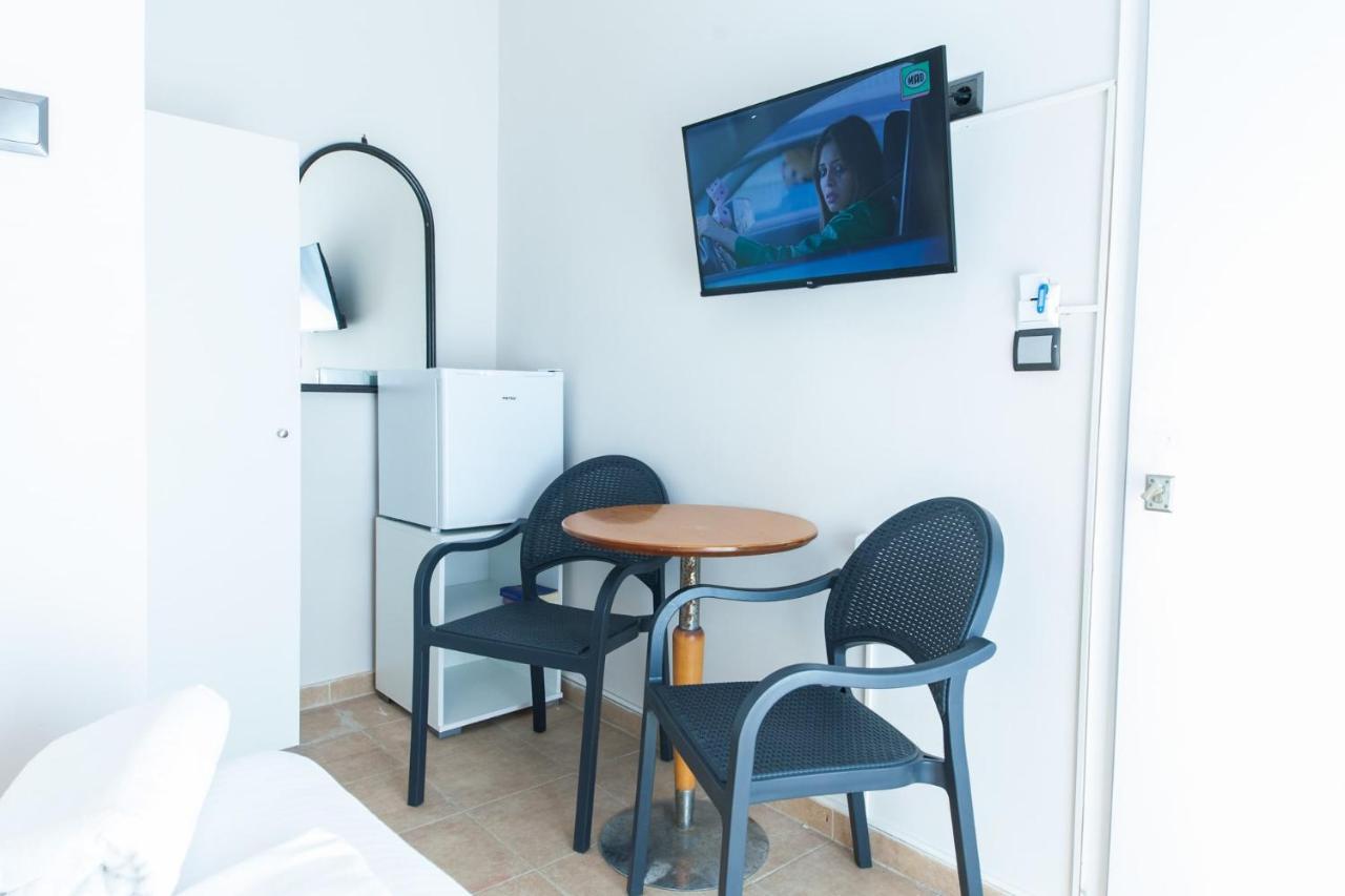 Silver Hotel Athens Double Room With Balcony Bagian luar foto
